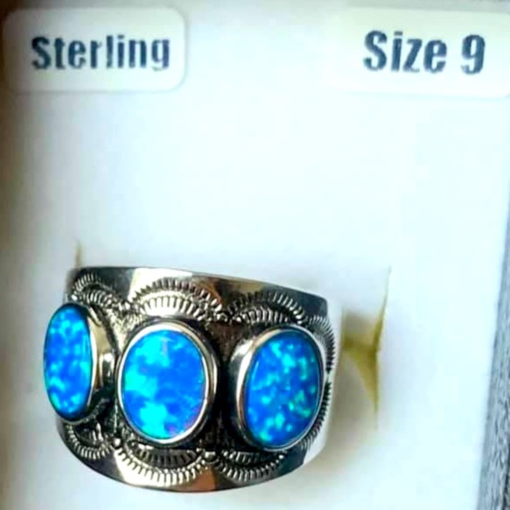 Montana Silversmith Ring Size 9